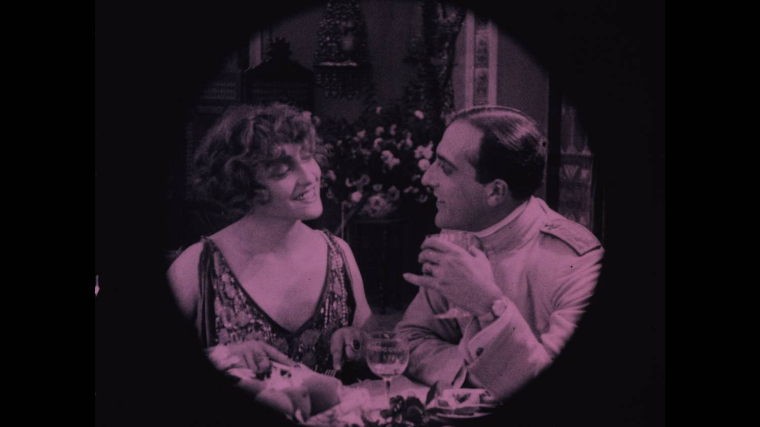 EYE – DIVAS AND COLORS IN SILENT FILM