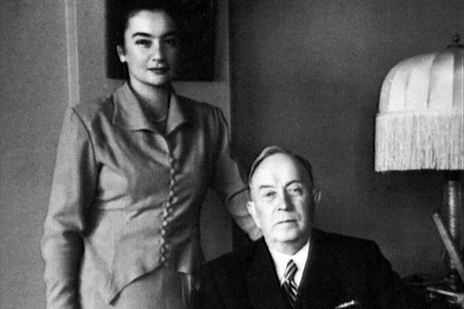 MIES VARJOSSA