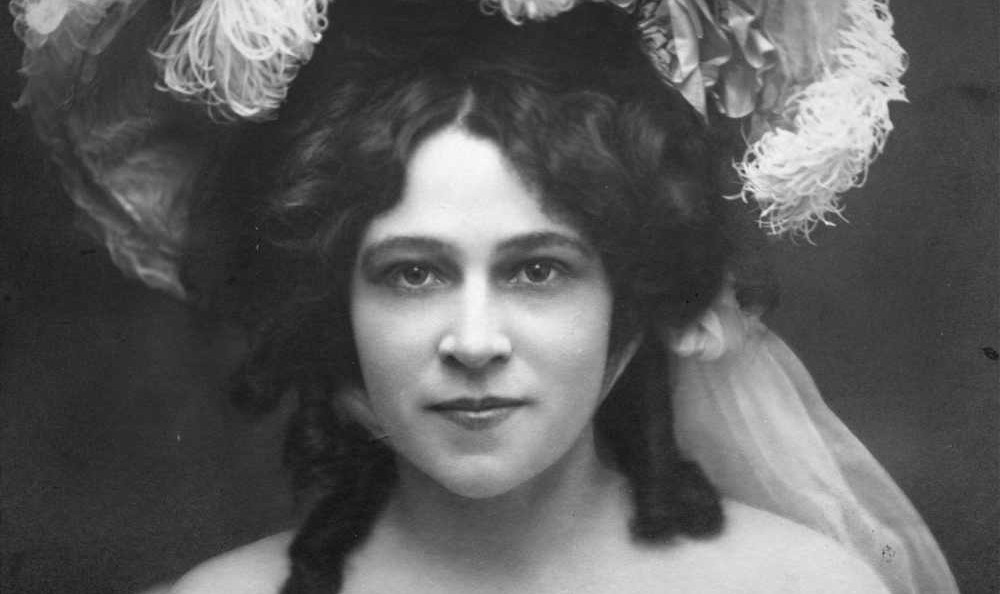 LITTLE EVE EDGARTON