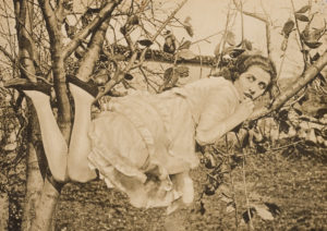 1916. Commiato