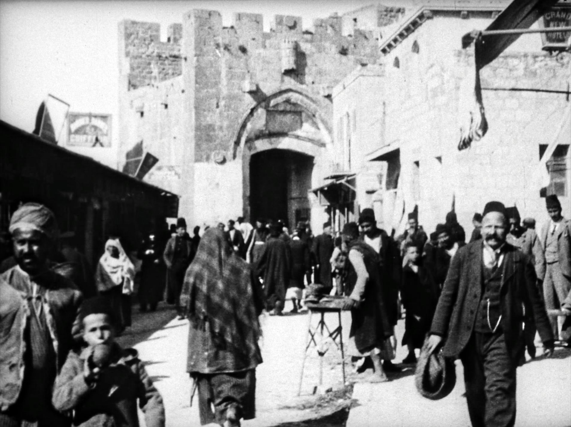 ALEXANDRE PROMIO “Les Films Lumière inconnus: Palestine en 1896”