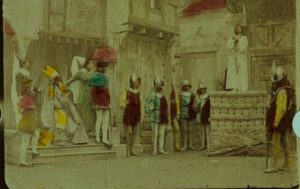 1898 – Directing films in 1898: Hatot e Breteau