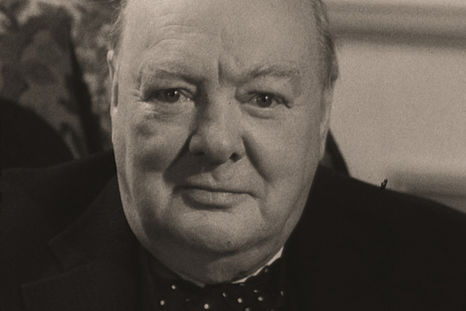 CHURCHILL AND THE MOVIE MOGUL