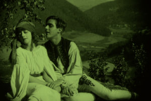 CIKÁNI e due corti del 1904