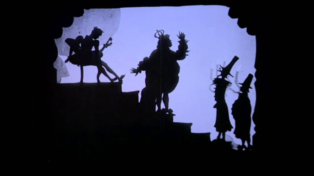CR Kids Lab: In the shadow