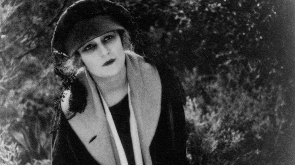 Éclair-Journal 26/LA FEMME DE NULLE PART