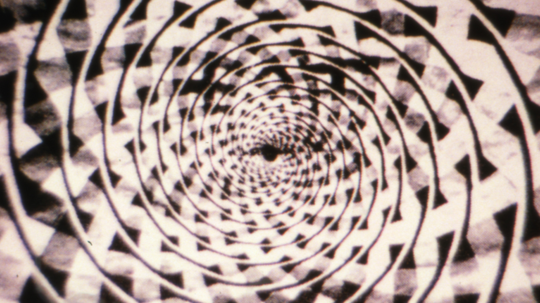 16mm – Etienne O’Leary