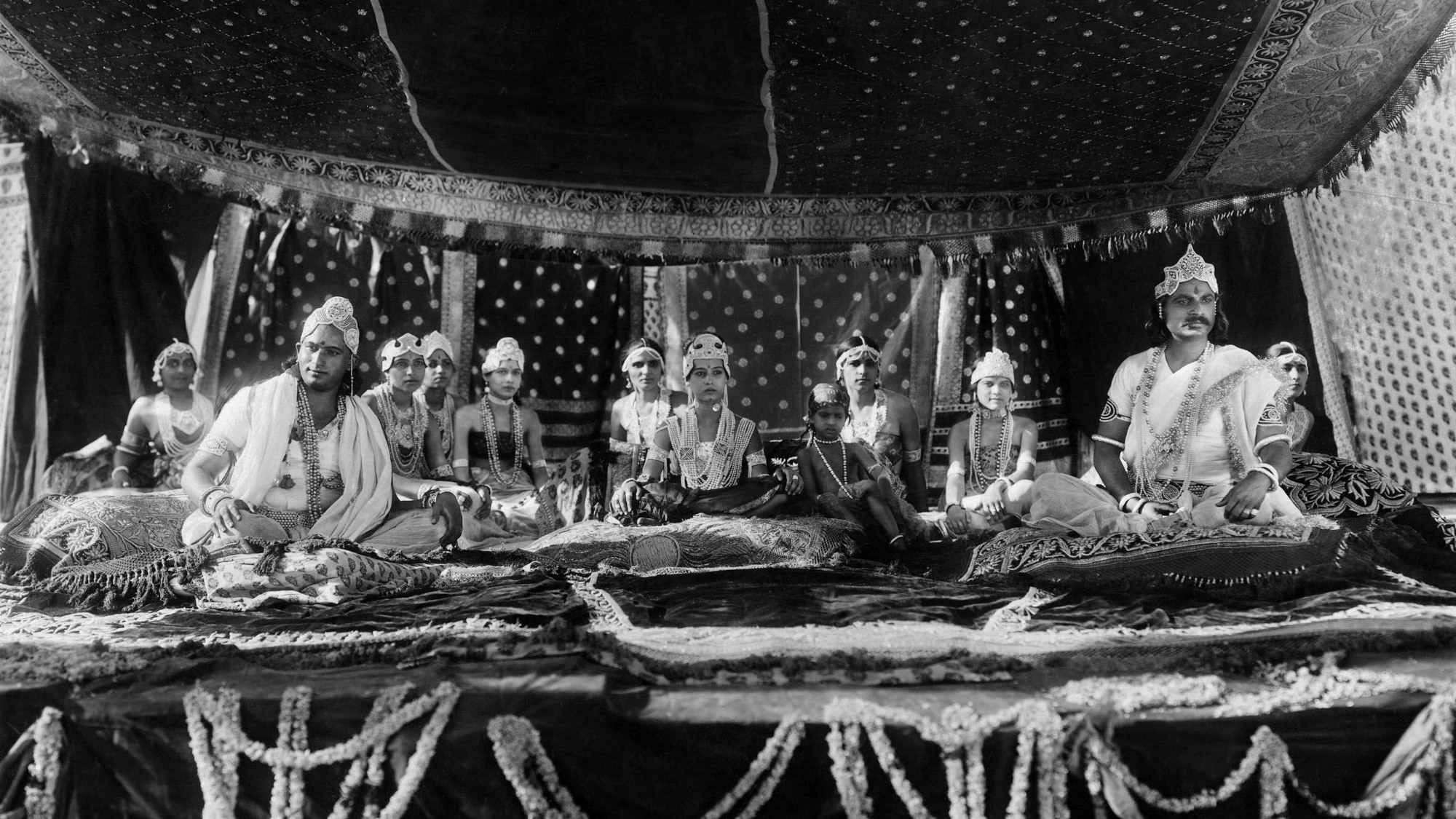 1925: PREM SANYAS