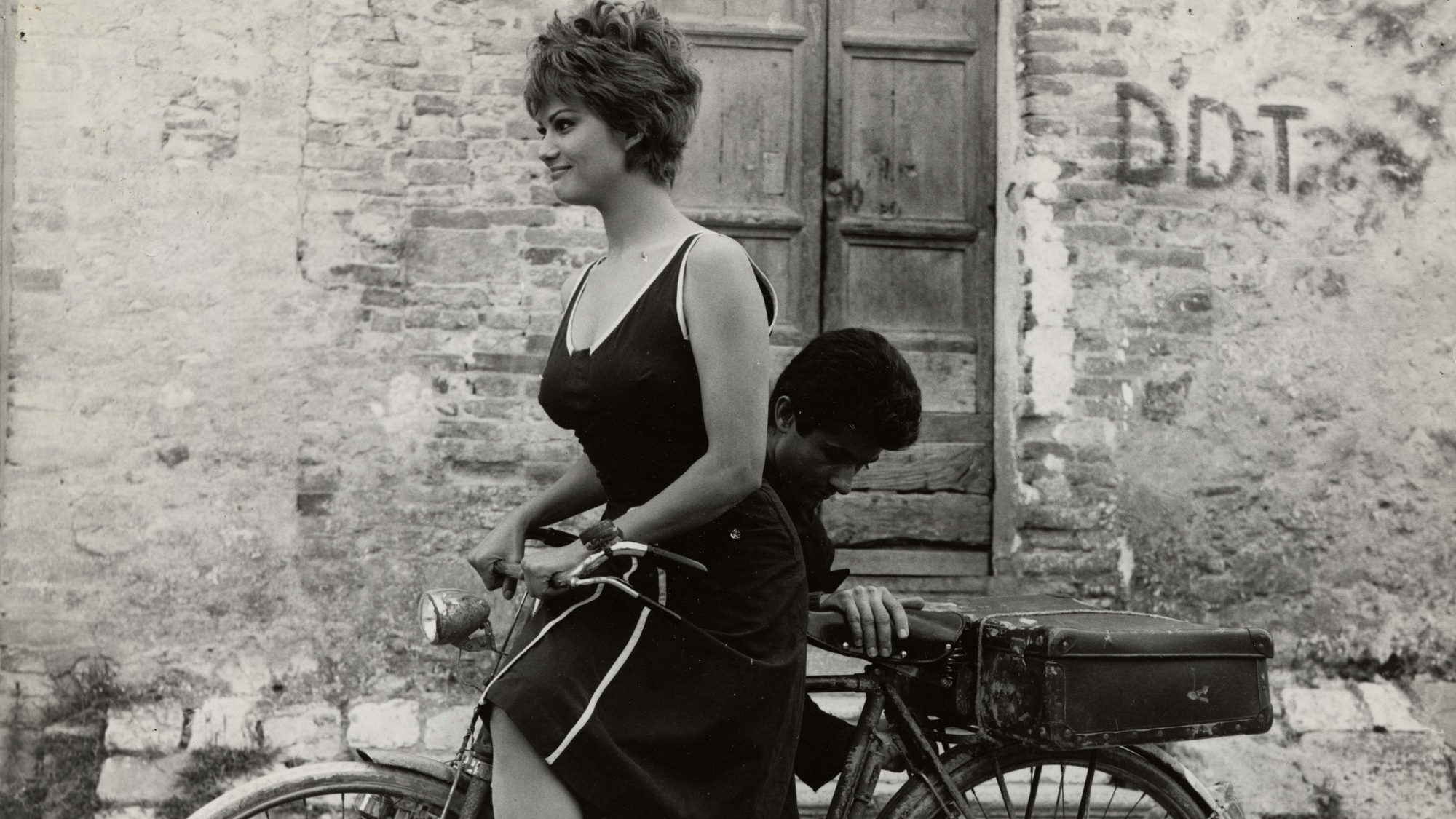 LA RAGAZZA DI BUBE