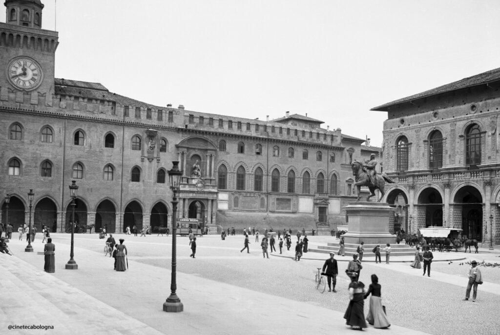 Bologna fotografata. Tre secoli di sguardi
