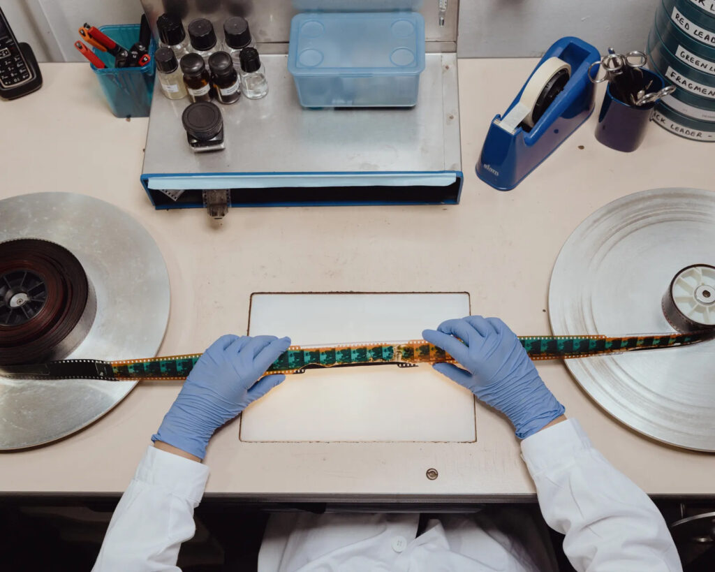 The Exacting Magic of Film Restoration: il reportage del New Yorker