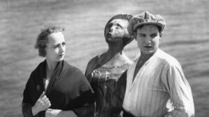 1926 – MEREN KASVOJEN EDESSÄ