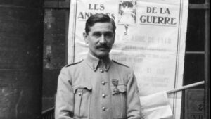 ALBERT SAMAMA CHIKLI E LA SECTION PHOTOGRAPHIQUE ET CINÉMATOGRAPHIQUE DE L’ARMÉE