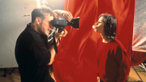 TROIS COULEURS: ROUGE